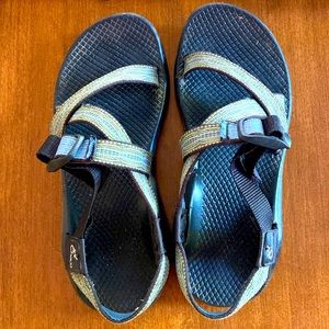 Womens size 8 Chacos